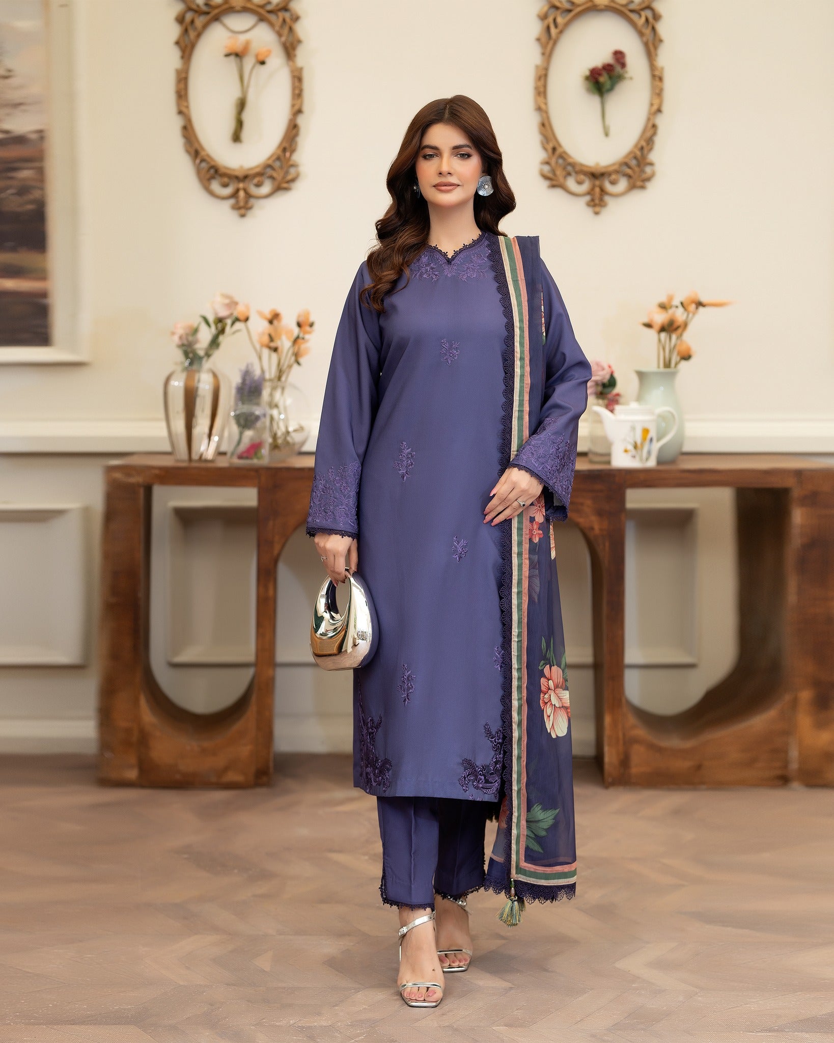 VIOLET BLOOM - NP 11